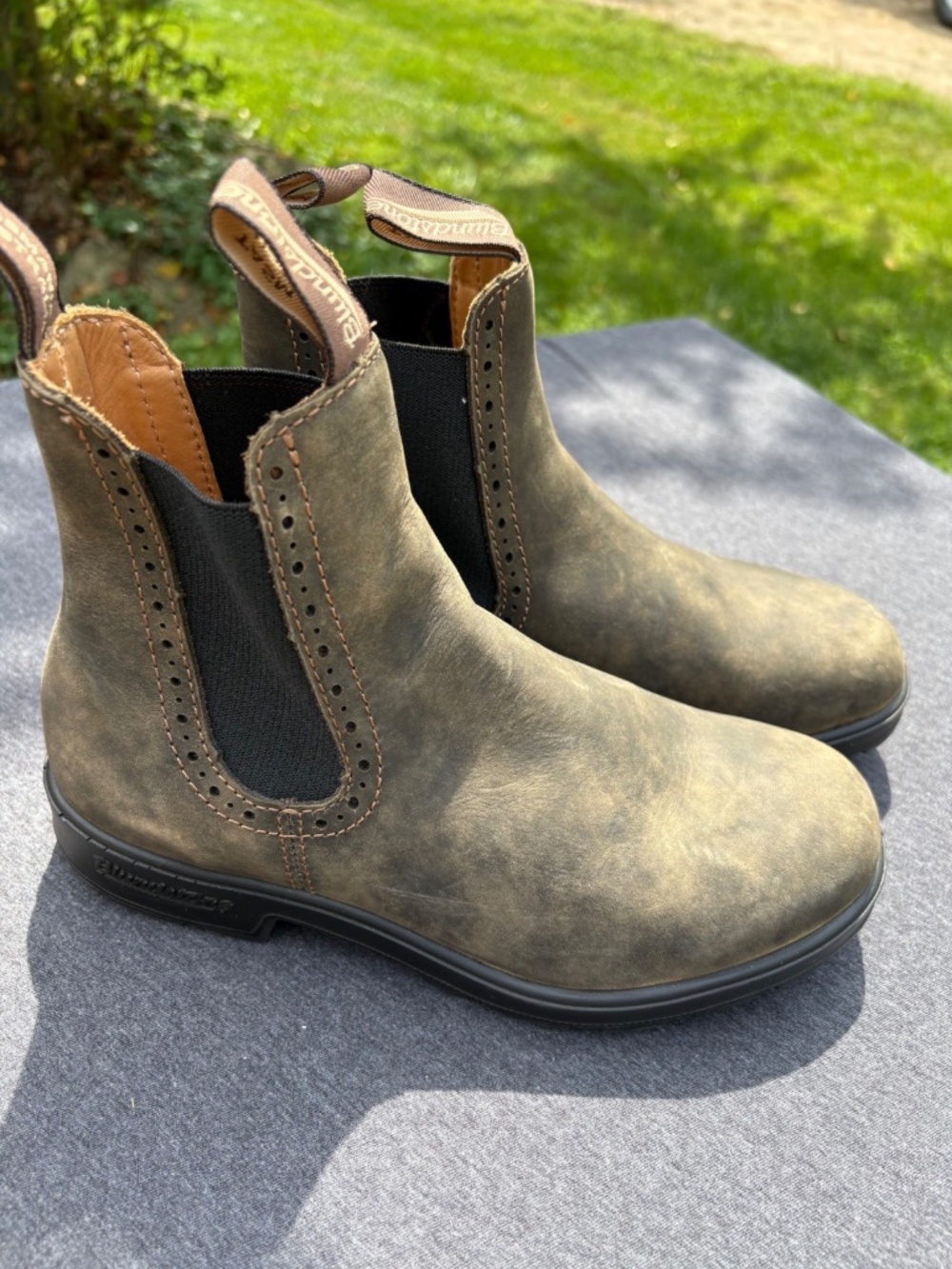 Blundstone 1609 Antique Brown Chelsea Boots
